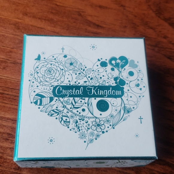 Crystal Kingdom Gen Crystal Silver-Plated Necklace - Picture 5 of 7